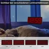 Digitale wekker, werkt op batterijen, met grote Productafbeelding-voorbeeld 5