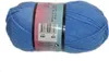 A ball of blue yarn with a label showing product information. Náhled obrázku produktu