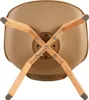 The underside of a chair with wooden legs. Voir les images du produit