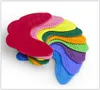 A stack of colorful mouthguards arranged in a curved shape. Anteprima dell’immagine prodotto