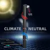 A solar-powered outdoor shower with arrows indicating water flow and temperature changes, set against a dark, hexagonal grid background with a bright light source in the upper left. Produktbild-Vorschau