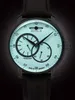 A close-up studio shot of a men's wristwatch against a dark background. Anteprima dell’immagine prodotto