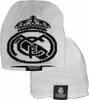 A white Real Madrid beanie with the team's crest is shown from the front and back. Voir les images du produit
