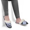 Damen slippers van leer en schapenvacht, grijs, met de hand Productafbeelding-voorbeeld 3