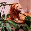 Lion en peluche Voir les images du produit 2