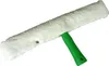 A window cleaning tool with a white fluffy head and a green handle, isolated on a white background. Voir les images du produit