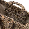 reisenthel Schultertasche Moonbag Leo Fake Fur braun Produktbild-Vorschau 12
