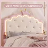 A child's bed with a crown-shaped headboard and LED lighting. Podgląd zdjęcia produktu