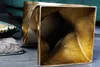 Skulpturaler Beistelltisch TWIST 45cm gold Aluminium Produktbild-Vorschau 8