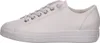 A side view of a white leather sneaker. Voir les images du produit
