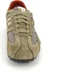 A close-up view of a single beige Geox sneaker. Produktbild-Vorschau