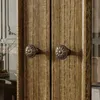 Vitrinenschrank aus Massivholz mit Glastüren, Vintage Produktbild-Vorschau 7