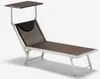 A single beach lounger with a sunshade. Anteprima dell’immagine prodotto