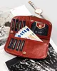 Eine große, geräumige Brieftasche aus natürliches Leder mit Produktbild-Vorschau 4