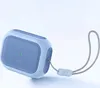 A light blue and blue AirPods Pro case with a wrist strap is shown against a light gray and white background. Anteprima dell’immagine prodotto