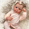 18 Zoll Bettie Ganzkörper-Puppe aus weichem Silikon zum Produktbild-Vorschau 4