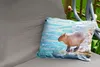 MuchoWow® Outdoor Kissen - Ein Wasserschwein steht am Produktbild-Vorschau 2