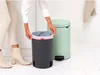 Poubelle à Pédale 20 L Jade Green - New Icon - Brabantia Voir les images du produit 9