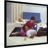 MuchoWow® MuchoWow® Gerahmtes Poster Paar schaut sich eine Produktbild-Vorschau 1