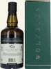 A bottle of Wolfburn Morven Highland Single Malt Scotch Whisky and its green presentation box. Produktbild-Vorschau
