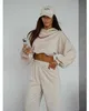 Jogginganzug Damen Trainingsset OVERSIZE – Hoodie & Produktbild-Vorschau 3