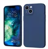 A blue iPhone case is shown next to an iPhone with a blue case. Produktbild-Vorschau
