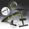 A black and gray slant board fitness bench with yellow highlights and callouts showing close-up details of its construction and base. Anteprima dell’immagine prodotto