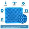 A blue gel seat cushion with honeycomb structure, surrounded by icons and text highlighting its benefits. Voir les images du produit