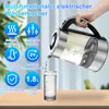 A hand is pouring water from a glass electric kettle into a glass. The background shows icons and text describing the kettle's features. Produktbild-Vorschau
