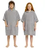 CalmyBEACH Frottee Badeponcho Kinder Bademantel  - Grau 6-9 Produktbild-Vorschau 1