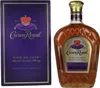 A bottle of Crown Royal Fine De Luxe Blended Canadian Whisky and its accompanying gift box are displayed side-by-side against a white background. Produktbild-Vorschau