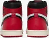 The back view of a pair of Nike Air Jordan 1 Retro High OG sneakers. Produktbild-Vorschau