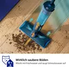 A mop cleaning a wooden floor, showing the process of spraying water and cleaning up dirt. Anteprima dell’immagine prodotto