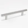 A modern stainless steel cabinet handle on a white background. Náhled obrázku produktu