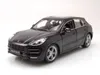 Bburago 1:24 Porsche Macan nero 18-21077 Anteprima dell’immagine prodotto 4