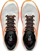 Trailrunning-Schuhe "Spin Ultra 2" von Scarpa in Silber und Orange mit Schnürsenkeln. Náhľad obrázku produktu