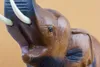 Elefant laufend, Holz-Elefant mit erhobenen Rüssel, Produktbild-Vorschau 5