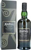 A bottle of Ardbeg Uigeadail Scotch Whisky and its gift box are displayed against a white background. Produktbild-Vorschau