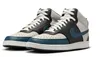 A pair of Nike Court Vision Mid NN sneakers are shown against a white background. Anteprima dell’immagine prodotto