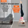 A split image showing a person practicing yoga without a bench on the left and a person using a yoga inversion bench on the right, with text highlighting benefits. Voir les images du produit