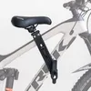 A child's bike seat attached to the frame of a mountain bike. Náhled obrázku produktu