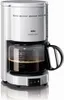 A white Braun coffee maker with a glass carafe filled with coffee, shown on a white background. Náhled obrázku produktu