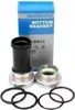 A Shimano bottom bracket and its packaging are displayed against a white background. Anteprima dell’immagine prodotto