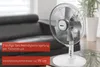 Der Unold TISCHVENTILATOR SILVERLINE, ein silberner Tischventilator mit rundem Metallgitter, steht a Produktbild-Vorschau