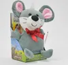 A plush toy mouse sitting in its packaging. Produktbild-Vorschau
