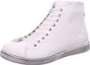 A white high-top sneaker. Produktbild-Vorschau