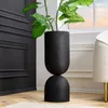 riess-ambiente Vase SANDGLASS L 55cm schwarz Eisen Produktbild-Vorschau 1