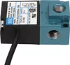 A close-up studio shot of a MAC solenoid valve. Podgląd zdjęcia produktu