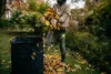 Fiskars PopUp-Gartensack mit Griffen, Platzsparend faltbar Produktbild-Vorschau 10