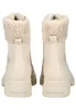 A pair of beige winter boots shown from the back. Produktbild-Vorschau